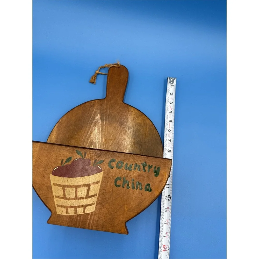 Vtg Wooden Country Apple Farmhouse Kitchen Wall Hanger Paper Plate Holder